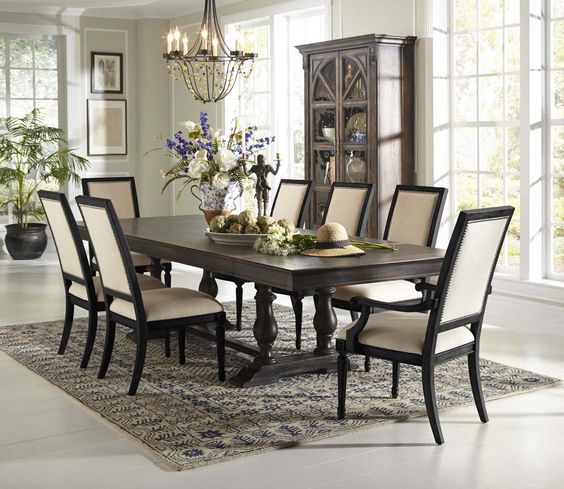 Wooden Polish Classic Dining Table With Elegant Chairs Design.